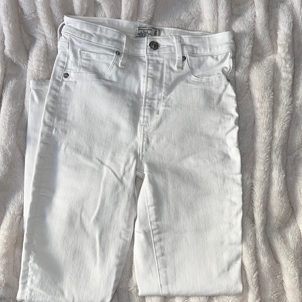 Abercrombie & Fitch High Rise Super Skinny Jeans
